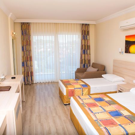 Gardenia Beach Hotel Okurcalar Luaran gambar