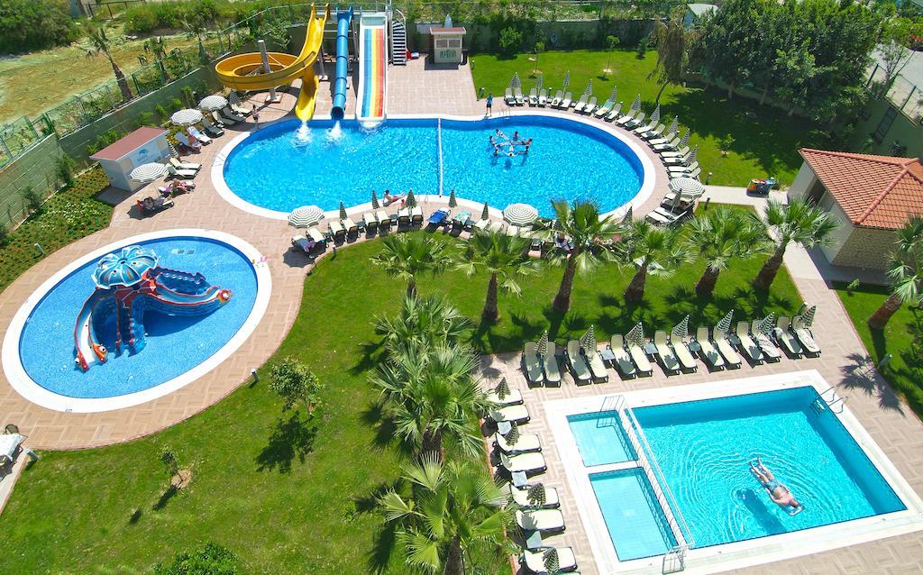Gardenia Beach Hotel Okurcalar Luaran gambar