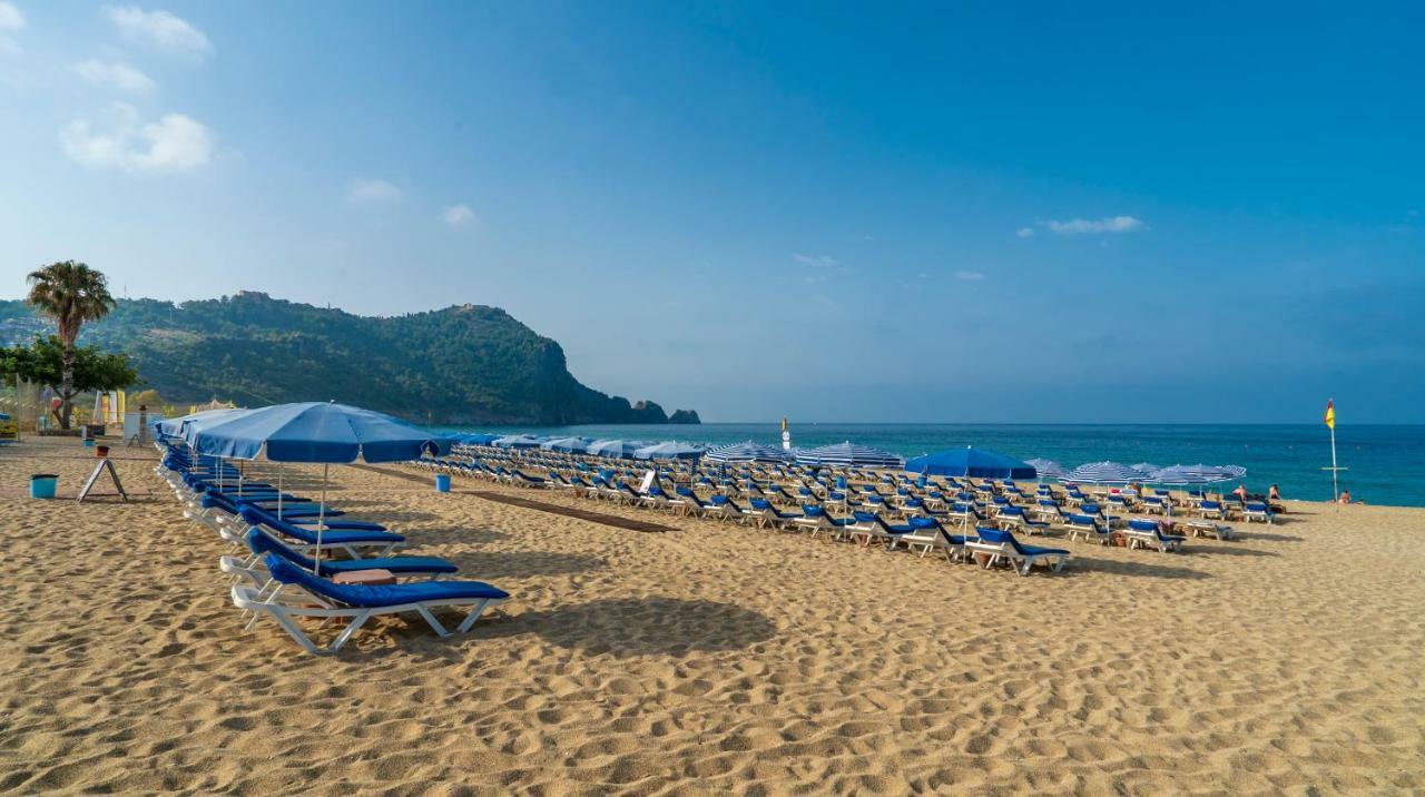 Gardenia Beach Hotel Okurcalar Luaran gambar